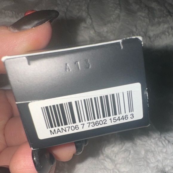 MAC Studio sculpt SPF 15 FOUNDATION 40ML 1.3floz NC37 New In Box - Picture 3 of 5